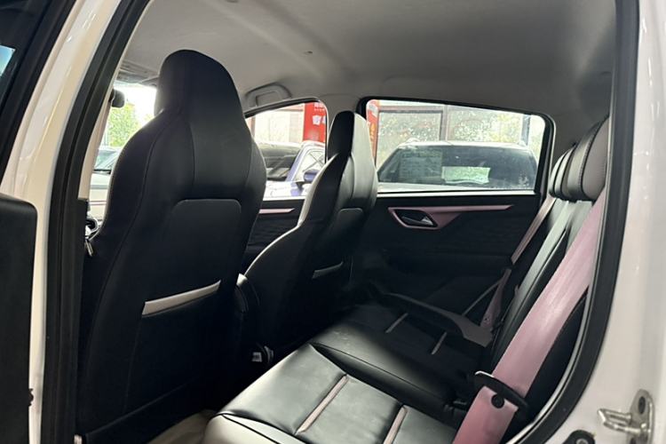 Used SOL E10X 2021 302 km Range Fashion Edition 31.4 kWh
