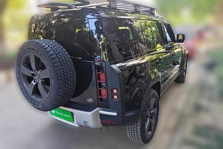 Used Land Rover Defender 2022 110 P400 Dark Edition