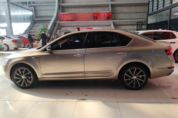 Used Skoda Octavia 2020 TSI280 DSG SmartDrive Luxury Edition
