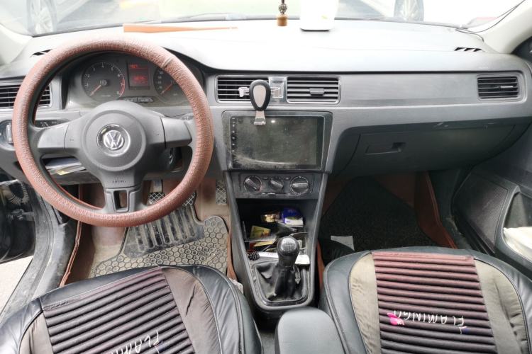 Used Volkswagen Santana 2013 1.4L Manual Fashion Edition
