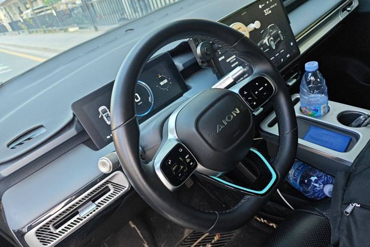 Used AION Y 2023 Plus 610 Enjoyment Edition Ternary Lithium
