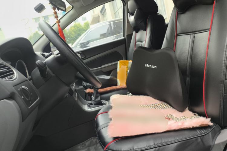 Used Ford Focus 2013 Hatchback Classic 1.8L Manual Base Model
