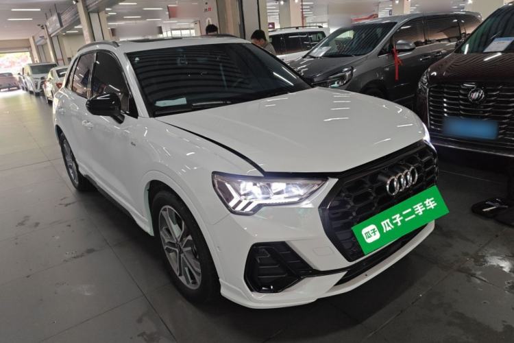 Used Audi Q3 2023 40 TFSI Fashion Dynamic Model Front Right 45 Deg