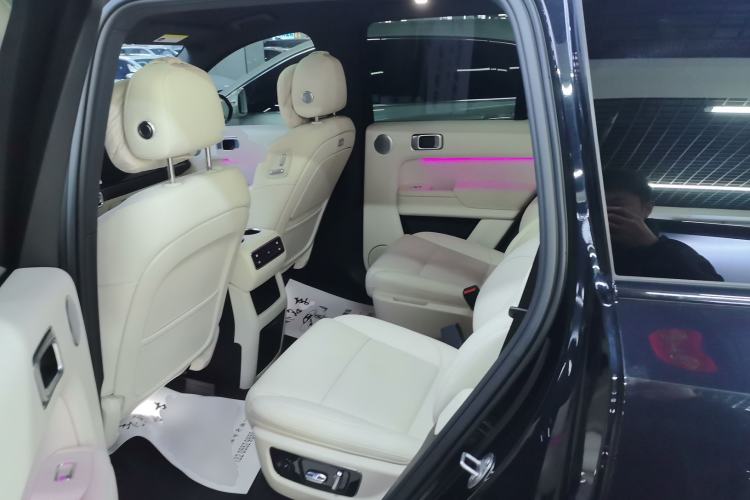 Used Li Auto L8 2024 Pro Model
