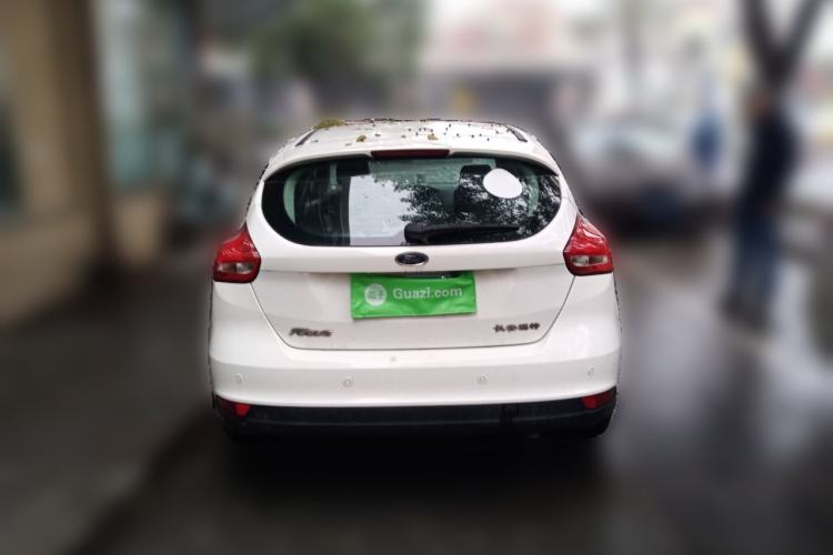 Used Ford Focus 2015 Hatchback 1.6L Automatic Fashion Edition
