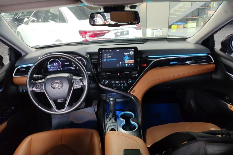 Used Toyota Camry 2021 2.5G Luxury Edition
