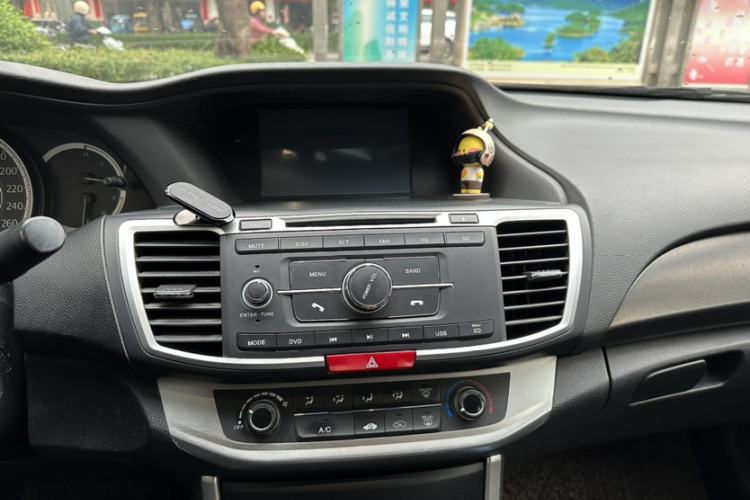 Used Honda Accord 2015 2.0L LX Comfort Edition
