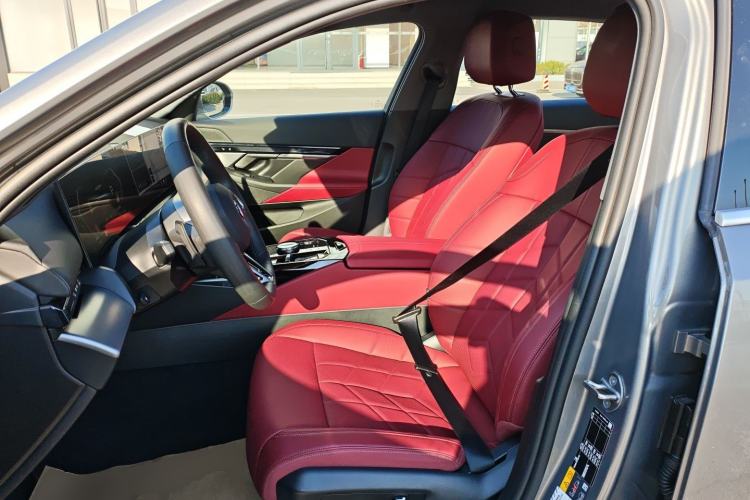 Used BMW i5 2024 eDrive 35L M Sport Package
