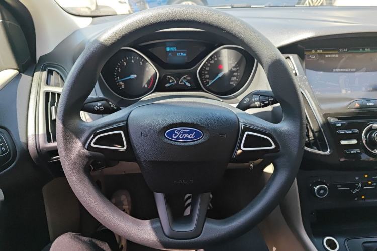 Used Ford Focus 2015 Sedan 1.6L Automatic Comfort Model