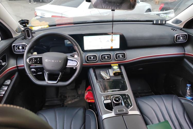 Used Chery Tiggo 9 2023 2.0T Dual-Clutch Two-Wheel Drive Leading Edition 5 Seats