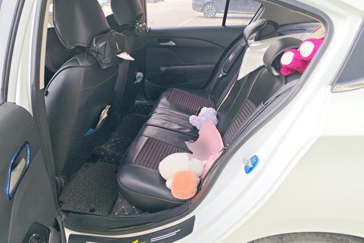 Used Chevrolet Cavalier 2018 320 Automatic Enjoyment Sunroof Edition