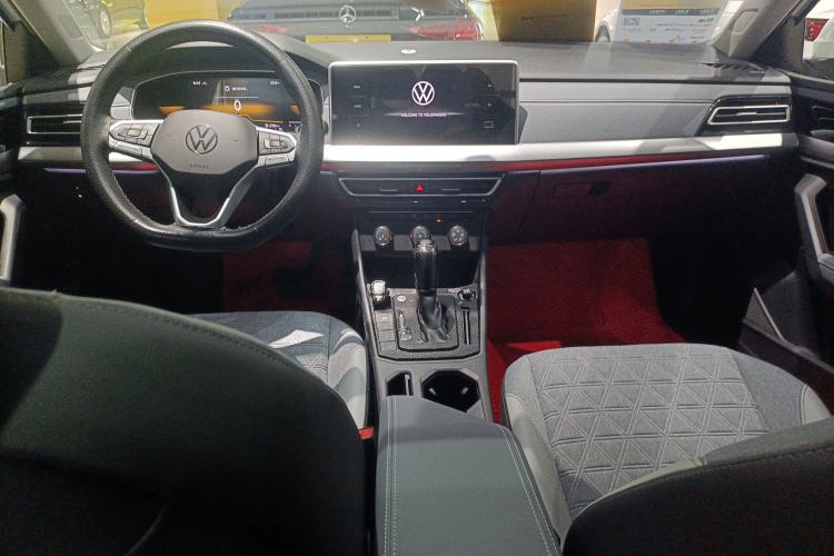 Used Volkswagen Lavida 2023 280TSI DSG Full-Comfort Edition Center Console