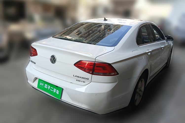 Used Volkswagen Lamando 2018 230TSI DSG Fashion Edition
