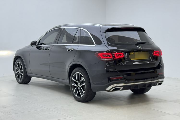Used Mercedes-Benz GLC 2022 Second Facelift GLC 260 L 4MATIC Luxury Edition Exterior 3