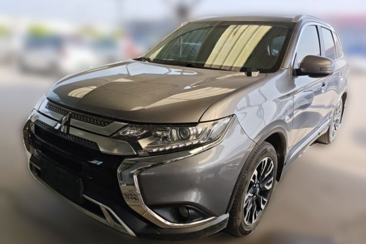 Used Mitsubishi Outlander 2020 2.0L Two-Wheel Drive Comfort Edition 7-Seater