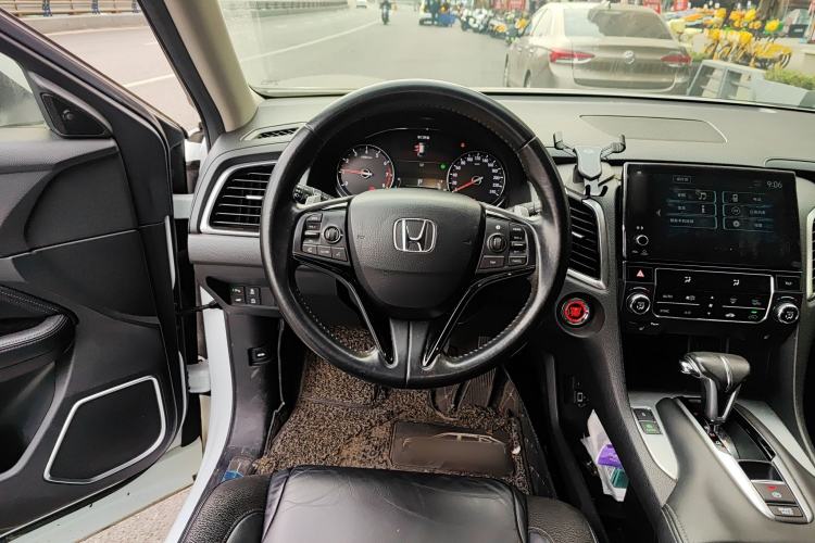 Used Honda Avancier 2017 240TURBO Two-Wheel Drive Premium Edition
