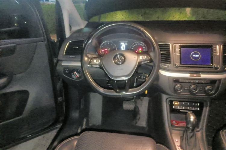 Used Volkswagen Sharan 2018 380TSI Comfort Edition 7-Seater
