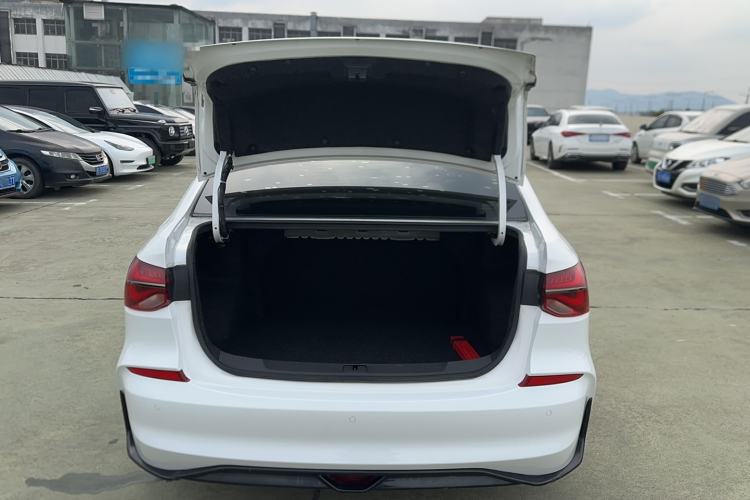 Used Chevrolet Monza 2019 RS 330T Automatic Comfort Edition China VI Standard