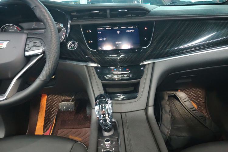 Used Cadillac XT6 2021 28T Six-Seater Luxury Version