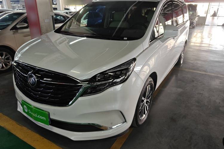 Used Buick GL8 2022 ES Landtrek 653T Luxury Edition