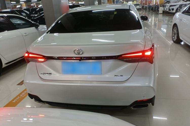 Used Toyota Avalon 2019 2.0L XLE Premium Edition China VI