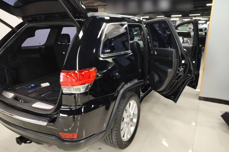 Used Jeep Grand Cherokee 2016 3.0L Comfort Navigation Edition