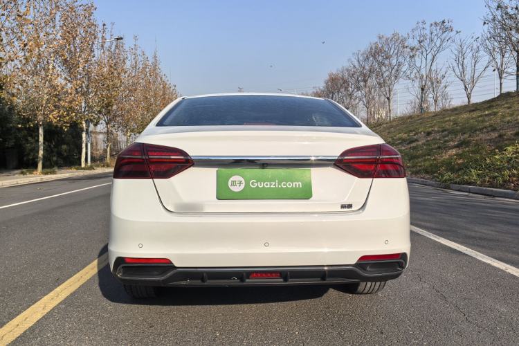 Used Geely Auto Emgrand 2019 Leading Edition 1.5L CVT Upward Connectivity Model China V Standard