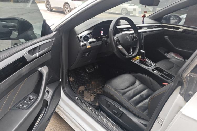 Used Volkswagen FAW-Volkswagen CC 2021 380TSI Striking Edition Driver Seat