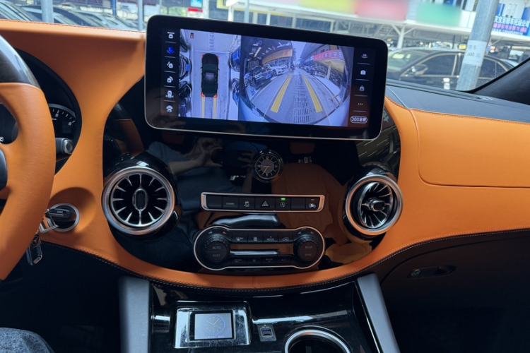 Used Mercedes-Benz Vito 2023 2.0T Elite Version 7 Seats Interior 5