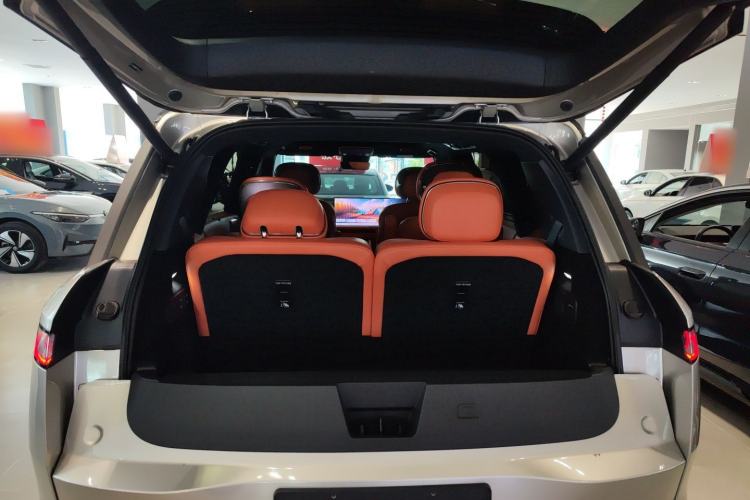 Used Lynk & Co 900 2025 1.5T Ultra Trunk