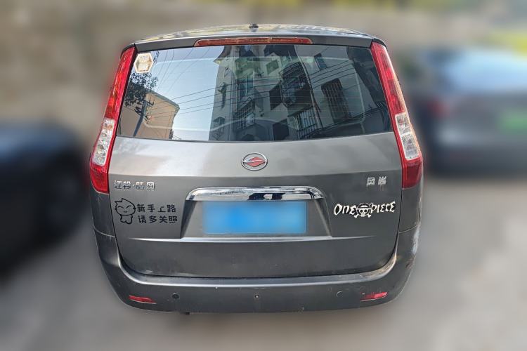 Used Land Fengshang 2011 Deluxe Edition 1.6L Manual 7-Seater Rear