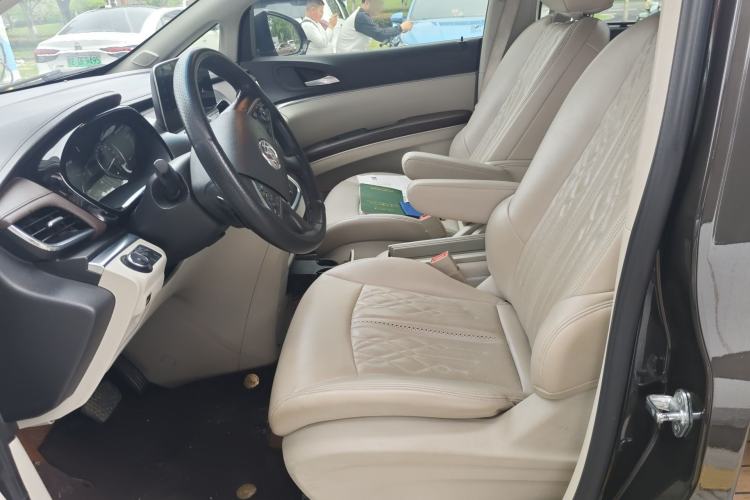 Used Buick GL8 2021 Land Cruiser Executive Class 652T Luxury Model Left Front Seat