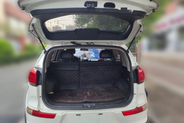 Used Kia Sportage R 2015 2.0L Automatic Two-Wheel Drive GL Trunk