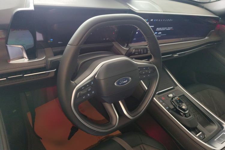 Used Ford Edge 2026 Model Explorer L 2.0T EcoBoost Four-Wheel Drive Seven-Seat Ultimate Steering Wheel