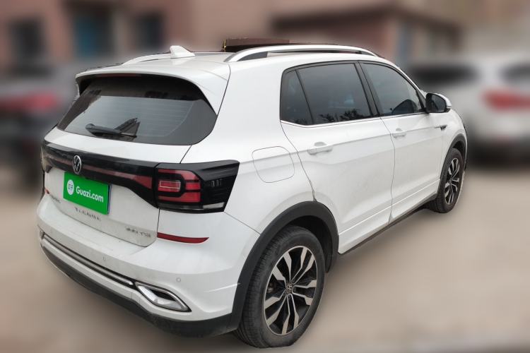 Used Volkswagen Tacqua 2021 200TSI DSG R-Line Smart Connectivity Version Rear Right 45 Deg