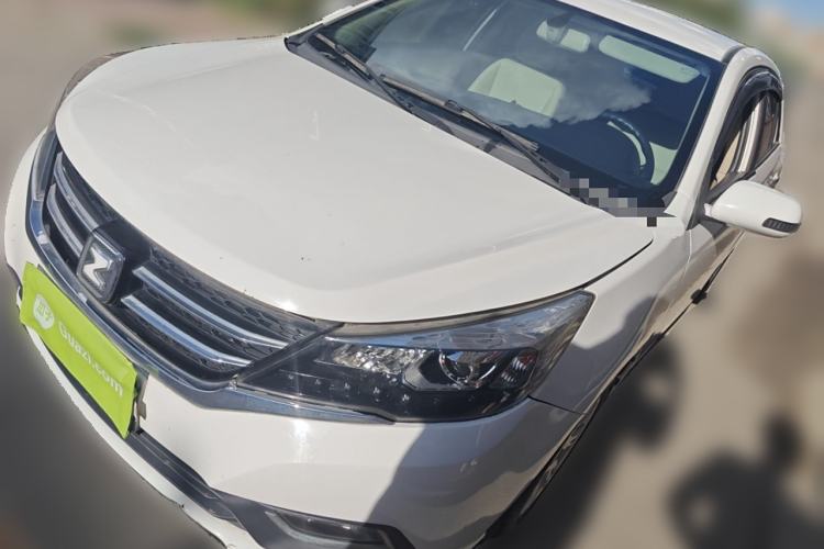 Used Zotye Z300 2016 New Vision 1.5L Manual Entry-Level Model