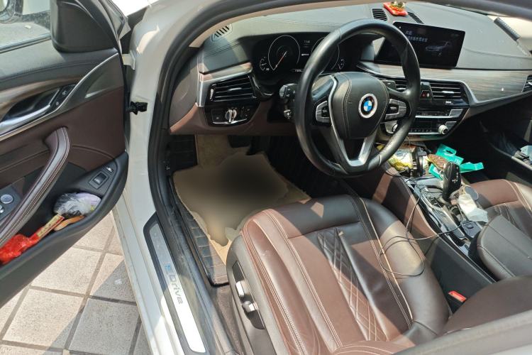 Used BMW 5 Series New Energy 2019 Updated Version 530Le Luxury Package Driver Seat