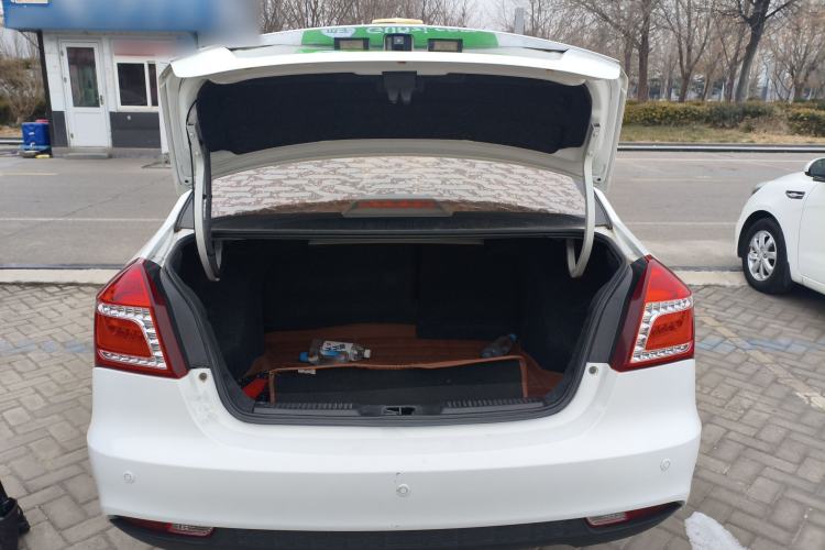 Used Geely Auto Diamond 2016 1.5L Manual Elite Edition
