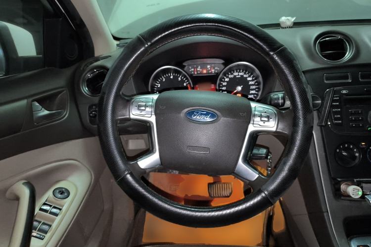 Used Ford Mondeo 2013 2.3L Fashion Edition
