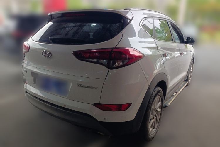 Used Hyundai Tucson 2015 1.6T Dual-Clutch Two-Wheel-Drive Smart Model Rear Right 45 Deg