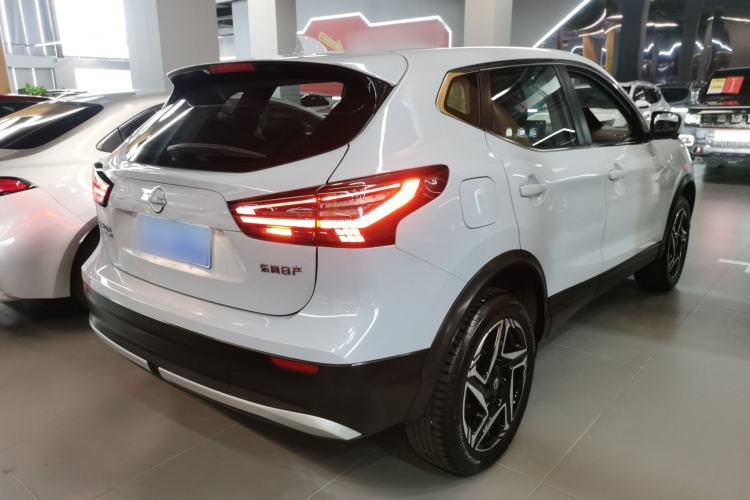 Used Nissan Qashqai 2025 Honor 2.0L CVT XV+ Leading Edition
