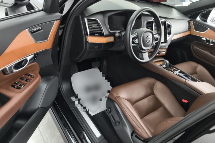 Used Volvo XC90 2023 B6 Zhiyi Luxury Edition 7-Seater