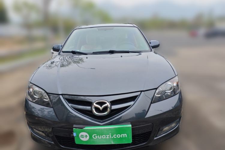 Used Mazda 3 2010 1.6L Automatic Classic Stylish Version
