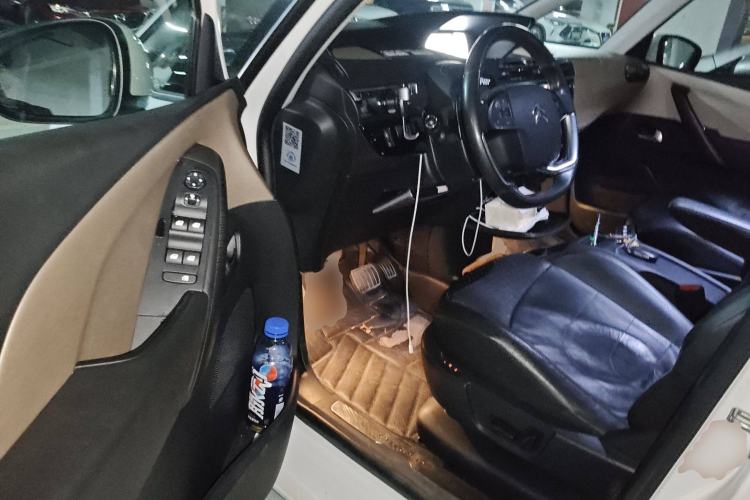 Used Citroen C4 Picasso 2015 Grand 1.6T Luxury 7-Seater
