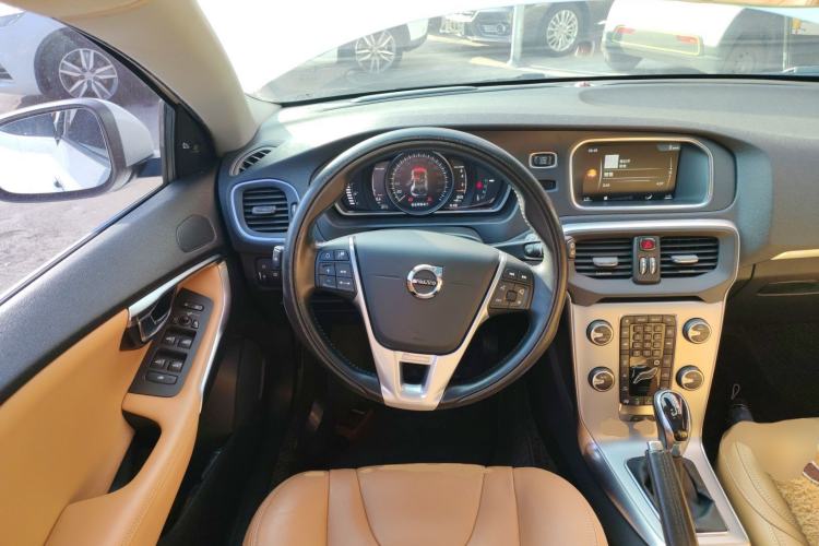 Used Volvo V40 2017 T3 Zhiya Edition Steering Wheel
