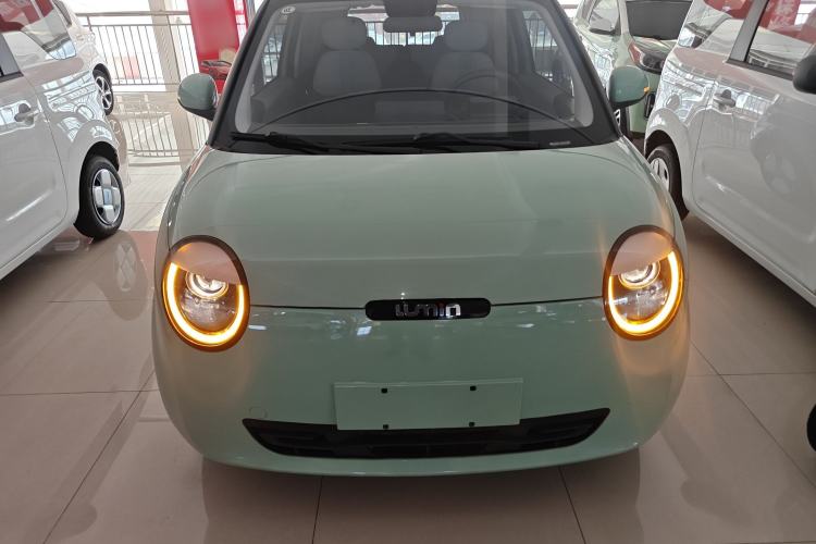 Used CHANGAN NEVO Lumin 2023 205km Xiangqin Version Front