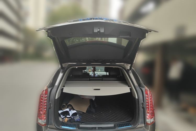 Used Cadillac SRX 2015 3.0L Elite Model
