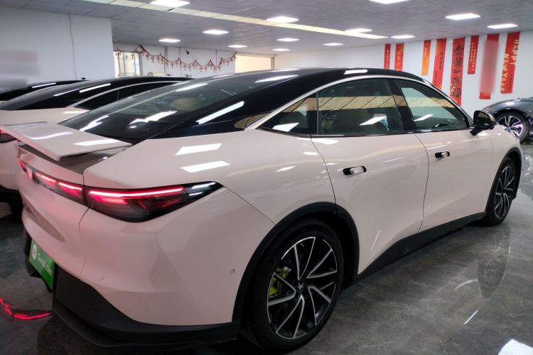 Used ARCFOX Alpha S5 2024 708MAX 200kW
