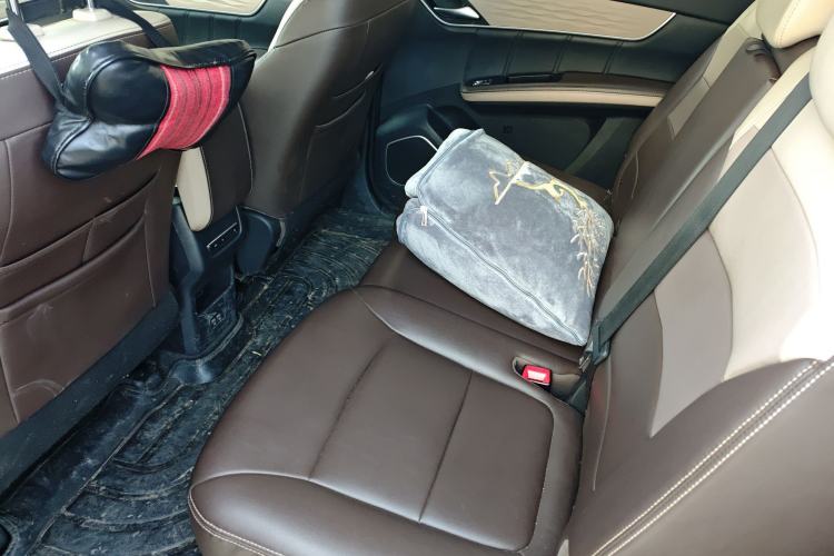 Used BYD Song MAX New Energy 2022 DM-i 105KM Flagship Model
