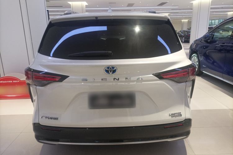 Used Toyota SIENNA 2021 2.5L Hybrid Premium Edition